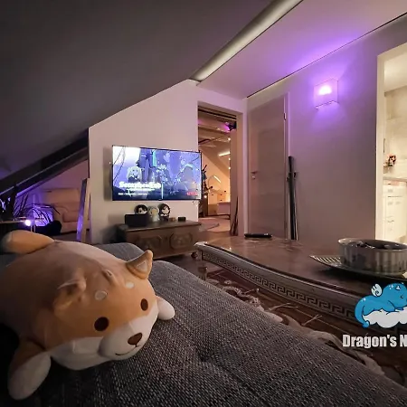 Dragon's Nest: Cozy & Modern Attic Loft Nuremberg *