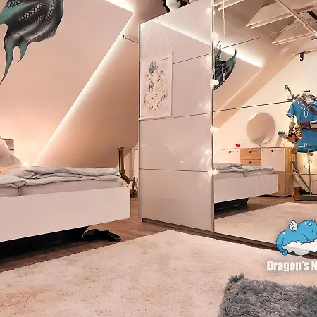 Dragon's Nest: Cozy & Modern Attic Loft Nuremberg Apartment *