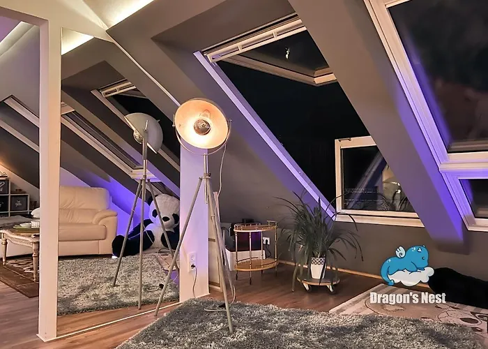 Dragon's Nest: Cozy & Modern Attic Loft Nuremberg