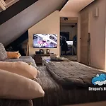 Dragon's Nest: Cozy & Modern Attic Loft Nuremberg *