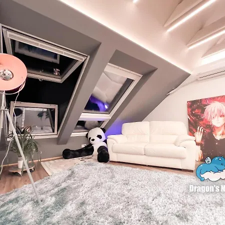 Dragon's Nest: Cozy & Modern Attic Loft Nuremberg Schwaig bei Nürnberg