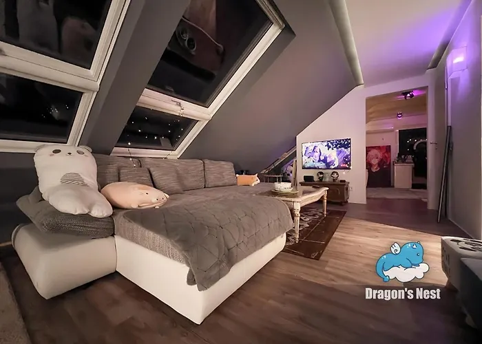 Dragon's Nest: Cozy & Modern Attic Loft Nuremberg * Schwaig bei Nürnberg