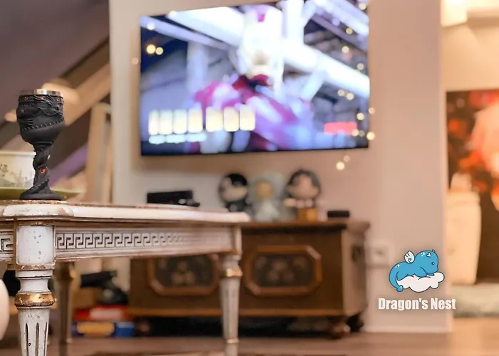 Dragon's Nest: Cozy & Modern Attic Loft Nuremberg Appartement *