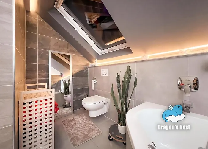 Dragon's Nest: Cozy & Modern Attic Loft Nuremberg *